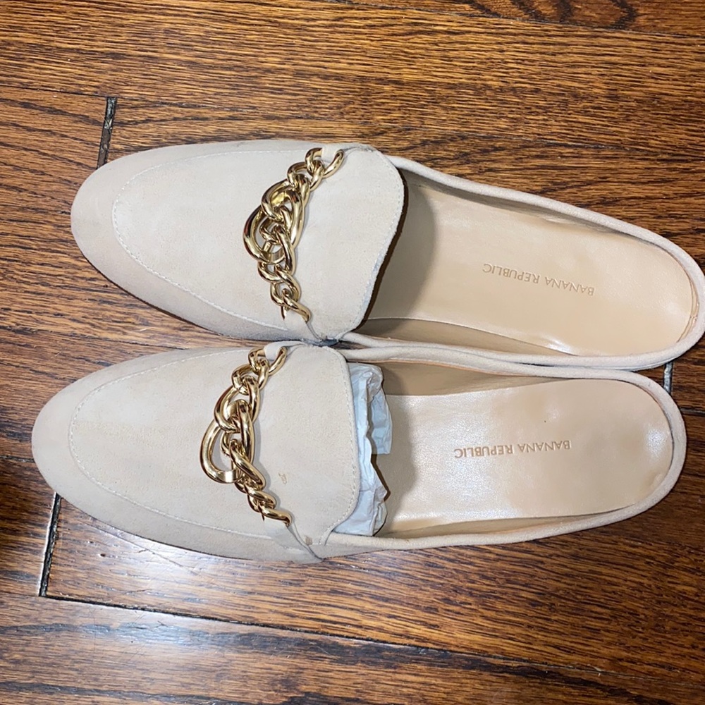Size 8.5 loafers Suede